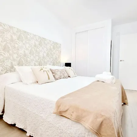 Διαμέρισμα Modern And Cozy Just Steps From Locos Τορεβιέχα