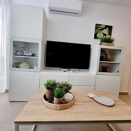 Διαμέρισμα Modern And Cozy Just Steps From Locos Τορεβιέχα