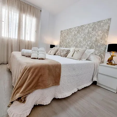 Διαμέρισμα Modern And Cozy Just Steps From Locos